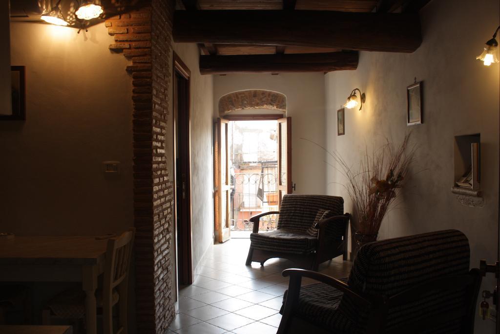 Bed And Breakfast Mblo Fondi Exterior foto